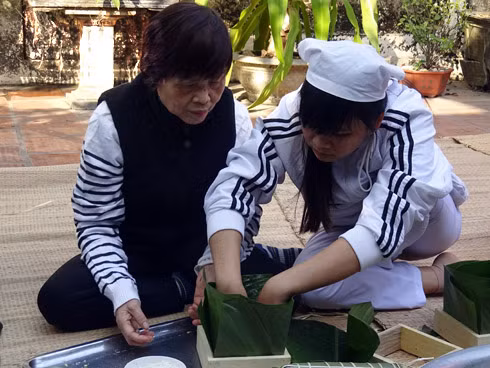 Tâm sự nhói lòng của các cụ già quyết không về nhà đón Tết ảnh 5