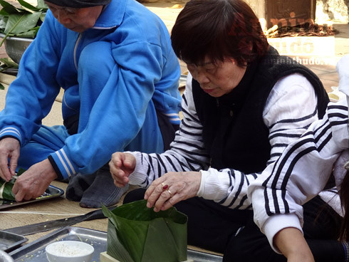 Tâm sự nhói lòng của các cụ già quyết không về nhà đón Tết ảnh 6