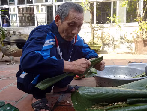 Tâm sự nhói lòng của các cụ già quyết không về nhà đón Tết ảnh 4