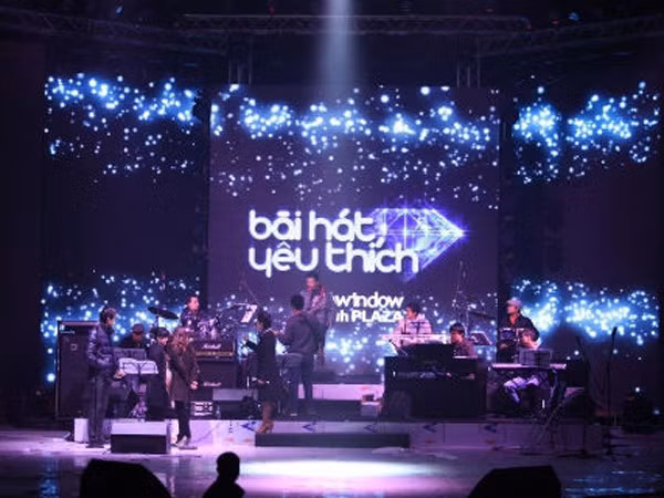 Bài hát yêu thích bất ngờ hủy bình chọn bằng tin nhắn và lượt nghe/xem ảnh 1