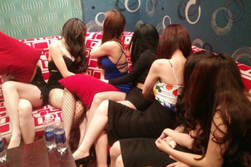 Thác loạn bên trong các nhà hàng: Cứ ăn chơi thoải mái! ảnh 5