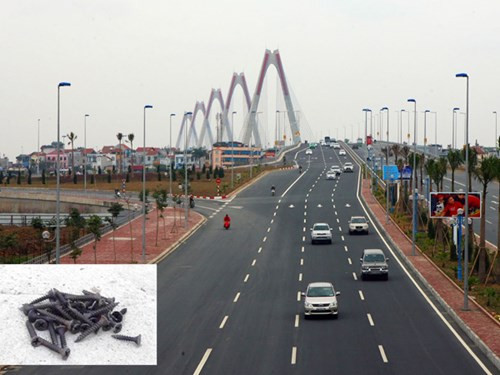 Audio 25-8-2015: Về thông tin rải đinh trên cầu Nhật Tân và việc Bangkok lại phát hiện bom ở phố đông người ảnh 2