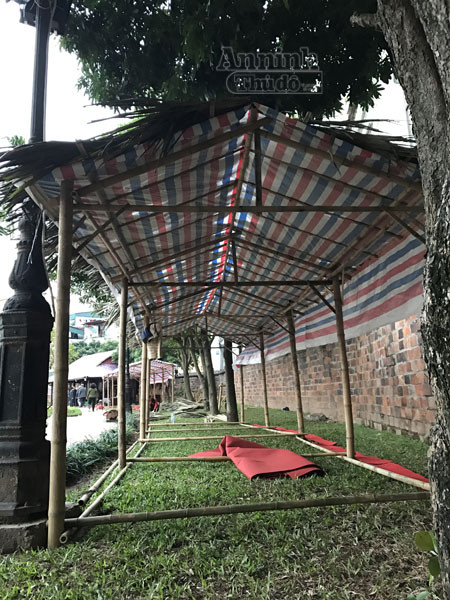 Phố ông đồ hối hả dựng lều chõng ảnh 11 Phố ông đồ hối hả dựng lều chõng ảnh 11