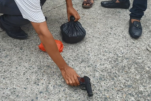 Bí mật trong chiếc túi du lịch... màu đỏ thẫm ảnh 19 Bí mật trong chiếc túi du lịch... màu đỏ thẫm ảnh 19