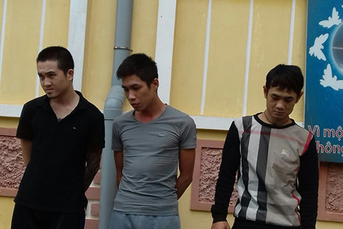 Đối tượng nhiễm HIV thuê xe ô tô đi ăn trộm ảnh 1