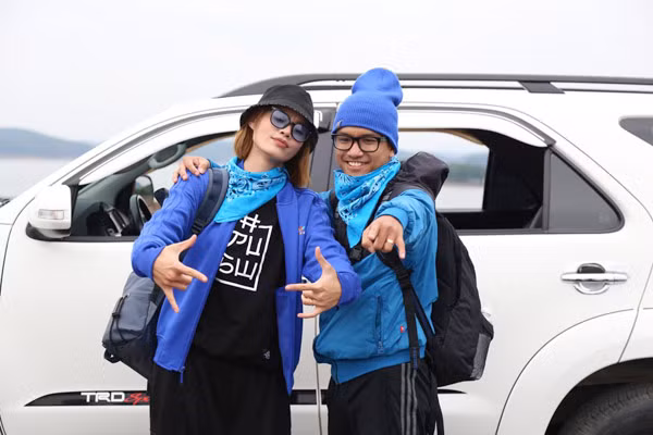 "Chê" xe địa hình đẳng cấp, Tiến Đạt xuất hiện cùng xe cổ mobylette ảnh 6