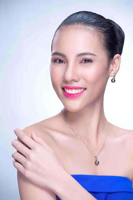 Cận cảnh nhan sắc 12 ứng viên đại diện Việt Nam tại các “đấu trường” nhan sắc quốc tế 2015 ảnh 7