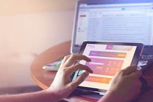 Cuộc sống hiện đại: sở hữu tài khoản ngân hàng là có toàn quyền ảnh 1