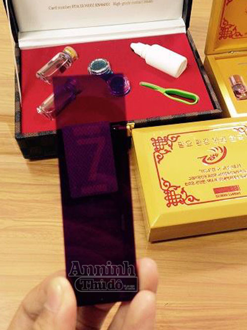 Cận cảnh hàng loạt "đồ nghề" chơi cờ bạc bịp cực tinh vi ảnh 2