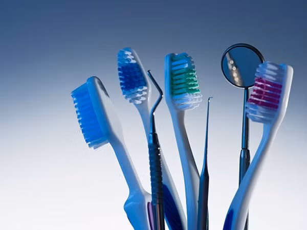 Bàn chải đánh răng có chứa vi khuẩn phân ảnh 1