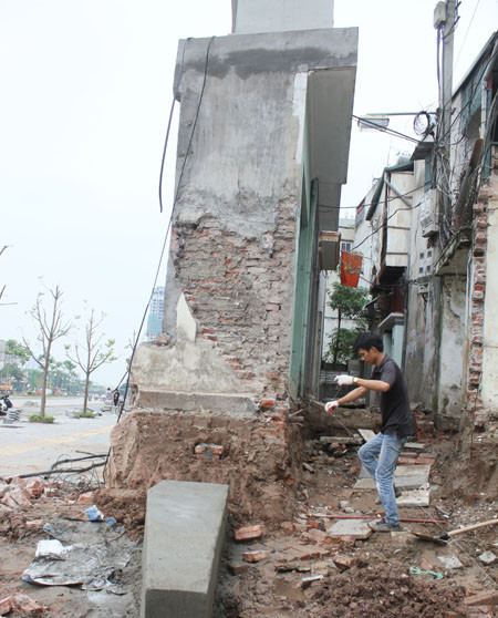 Không để phát sinh thêm nhà siêu mỏng, siêu méo ảnh 1