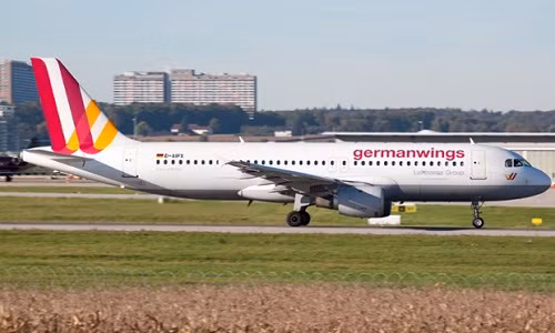 Audio 4-4-2015: Dự án đường cao tốc dính nghi án “quỹ đen” và vụ VTC diễn cảnh học sinh hút shisha ảnh 4