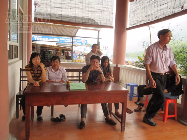 Chùa Hương vắng khách dẫu đang mùa lễ hội ảnh 6