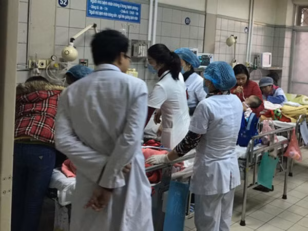 Audio 26-1-2016: Băng giá và mưa tuyết tiếp tục xuất hiện ở vùng núi cao ảnh 2