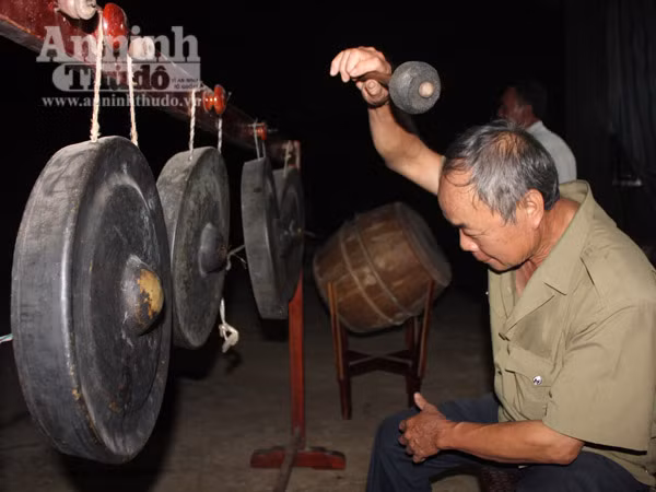 Người đàn ông làm "sống lại" văn hóa cồng chiêng của người Thổ ảnh 2