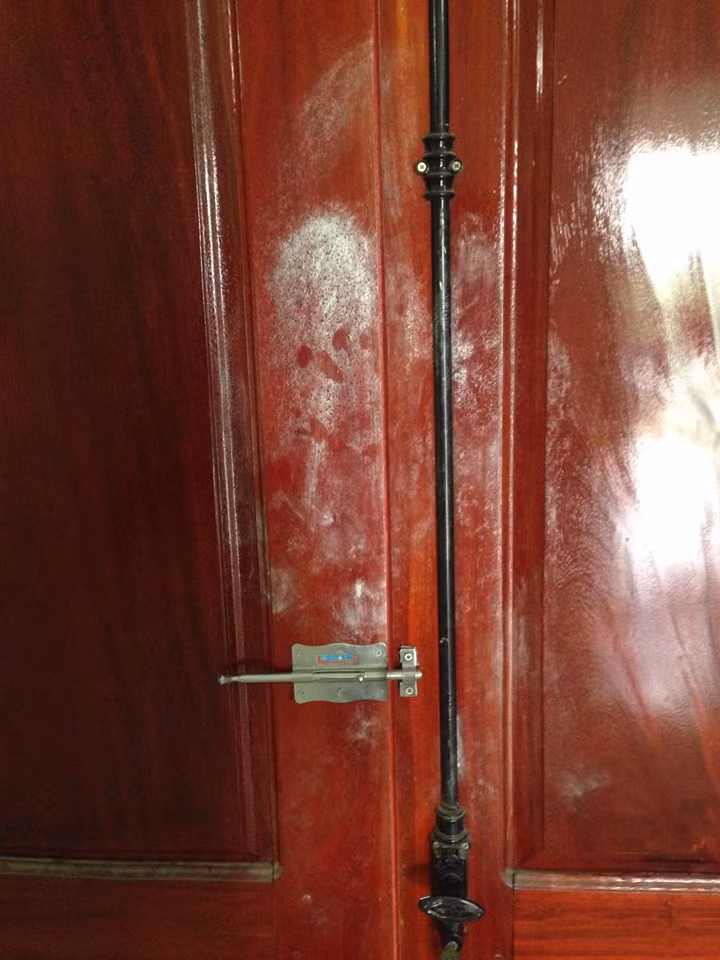 Thảm án tại Quảng Ninh: Phát hiện hàng loạt dấu tay, chân nghi của kẻ sát hại 4 bà cháu ảnh 5