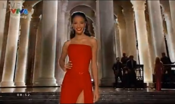 Người đẹp Philippines đăng quang ngôi vị Hoa hậu Hoàn vũ 2015 ảnh 39