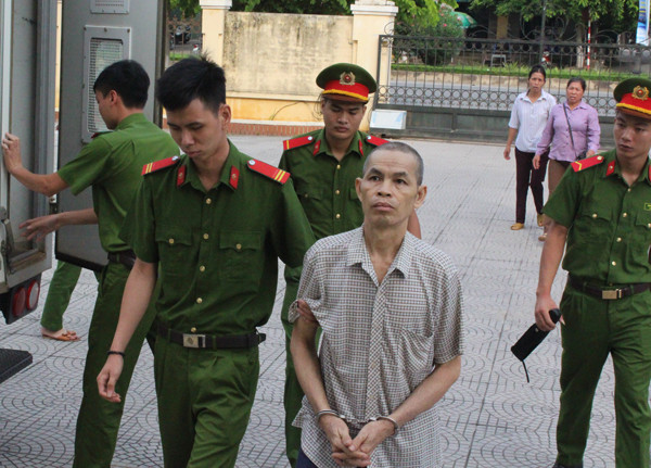 Tuyên phạt 16 năm tù cho kẻ giở trò đồi bại với bé gái 9 tuổi ảnh 1