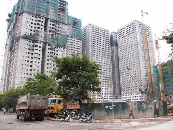 Tín dụng bất động sản tăng mạnh ảnh 1