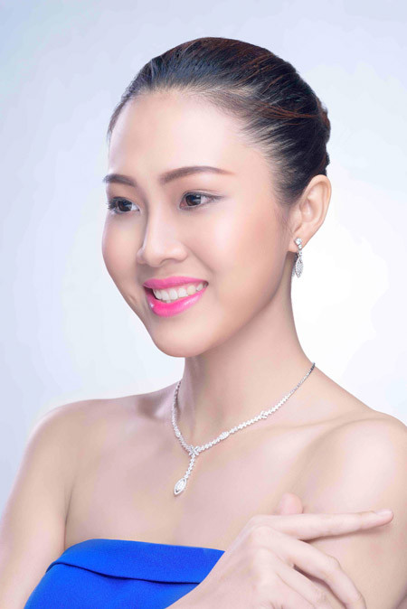 Cận cảnh nhan sắc 12 ứng viên đại diện Việt Nam tại các “đấu trường” nhan sắc quốc tế 2015 ảnh 4