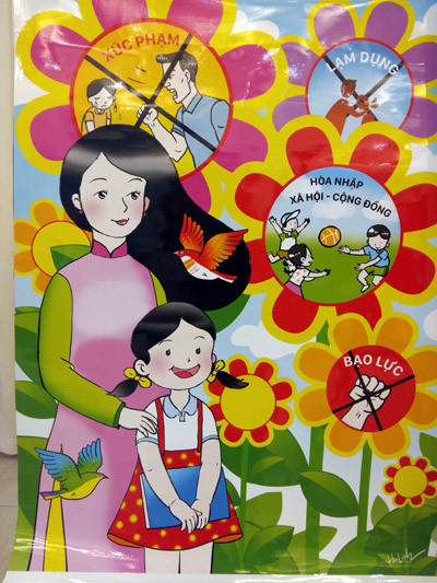 Hơn 100 bức tranh ấn tượng, truyền tải thông điệp "Cùng loại bỏ bạo lực với trẻ em" ảnh 10