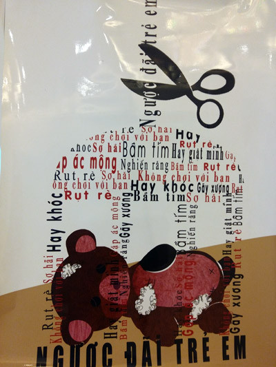 Hơn 100 bức tranh ấn tượng, truyền tải thông điệp "Cùng loại bỏ bạo lực với trẻ em" ảnh 5