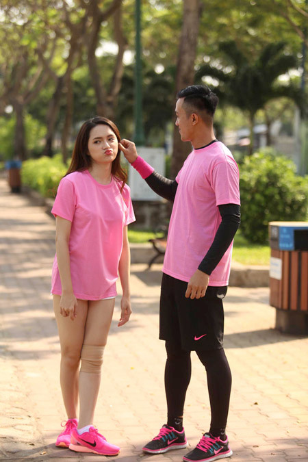 Hương Giang Idol nũng nịu bên bạn trai Việt kiều, xóa tan tin đồn chia tay ảnh 5