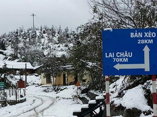 Audio 26-1-2016: Băng giá và mưa tuyết tiếp tục xuất hiện ở vùng núi cao ảnh 1