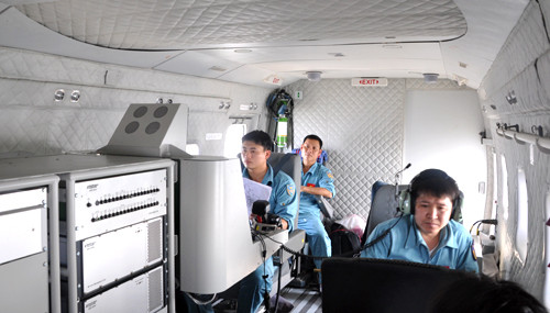 Máy bay Cảnh sát biển đang tìm kiếm phi công Su-30 MK2 đột ngột mất liên lạc ảnh 2