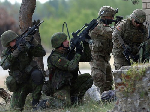 Audio 11-3-2016: Chấm dứt hợp đồng thầy giáo tiểu học dâm ô học sinh ảnh 5