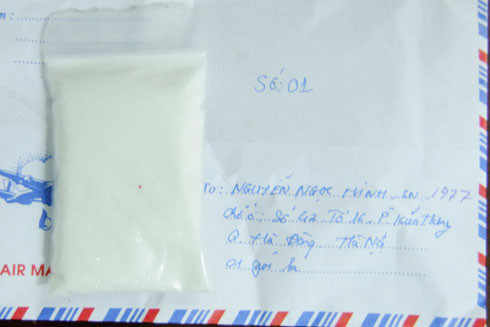 Bí mật trong chiếc túi du lịch... màu đỏ thẫm ảnh 13 Bí mật trong chiếc túi du lịch... màu đỏ thẫm ảnh 13