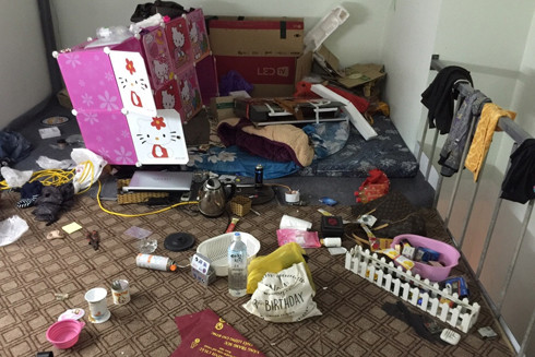 Bí mật trong chiếc túi du lịch... màu đỏ thẫm ảnh 16 Bí mật trong chiếc túi du lịch... màu đỏ thẫm ảnh 16