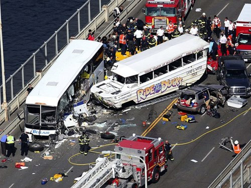 Audio 27-9-2015: Không có sinh viên Việt Nam nào tử vong trong vụ tai nạn xe buýt ở Seattle, Mỹ ảnh 4