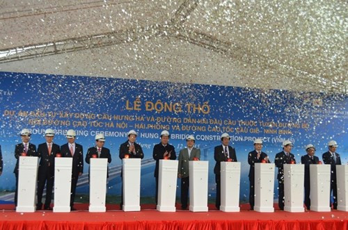 Audio 27-12-2015: Mẹ con chủ nhà nghỉ bị khách trọ đâm trọng thương ảnh 1