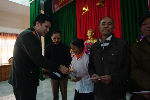 Những phần quà Tết thấm tình, đượm nghĩa ảnh 1