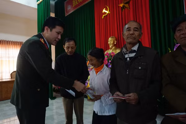 Những phần quà Tết thấm tình, đượm nghĩa ảnh 1