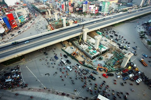 Audio 13-11-2015: Buộc thôi việc cô giáo nhốt trẻ 2 tuổi, khiến bé nhặt rác bỏ vào mồm ảnh 1