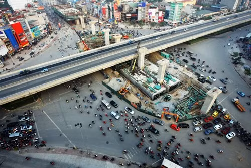 Audio 13-11-2015: Buộc thôi việc cô giáo nhốt trẻ 2 tuổi, khiến bé nhặt rác bỏ vào mồm ảnh 1