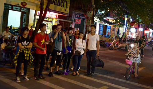 Rực rỡ đêm hội Trung thu lớn nhất Việt Nam ảnh 11