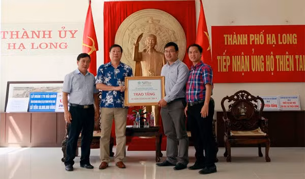 Chia sẻ khó khăn cùng đồng bào Quảng Ninh sau mưa bão ảnh 2