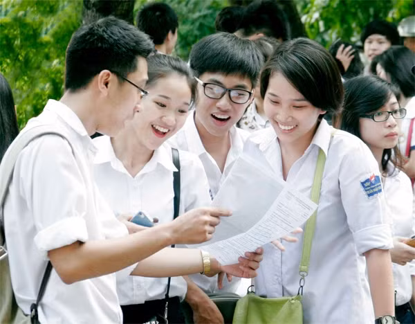Hàng loạt cụm công bố điểm thi THPT quốc gia năm 2016 ảnh 1