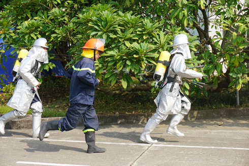 Diễn tập chữa cháy, cứu nạn tại nhà máy Stanley Gia Lâm ảnh 7