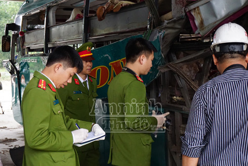 Xác định rõ danh tính lái xe và nạn nhân tử vong vụ nổ xe khách ở Bắc Ninh ảnh 1