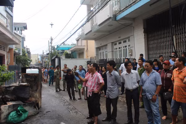 4 người trong gia đình chết cháy lúc rạng sáng ảnh 3 4 người trong gia đình chết cháy lúc rạng sáng ảnh 3