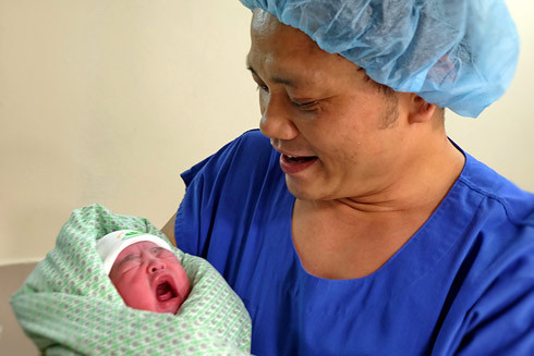 Nhật ký 72 giờ đầu tiên của em bé sơ sinh thế hệ 2016 ảnh 6