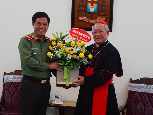 Giám đốc CATP Hà Nội: Chúc mừng Tòa Tổng Giám mục Hà Nội ảnh 1