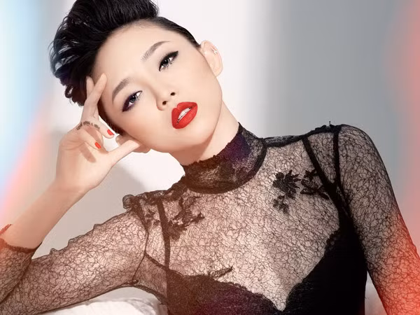 Ca sĩ Tóc Tiên: Tôi chỉ yêu khi cảm xúc lên tiếng ảnh 1