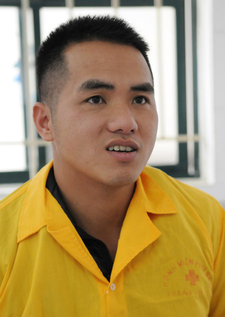 Mổ cấp cứu tại nhà trong đêm, cứu sống bệnh nhân nguy kịch bị vỡ thai ngoài tử cung ảnh 2