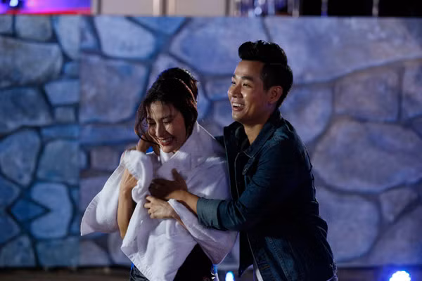 Nhã Phương đọ sức cùng Diễm My 9x trong gameshow "nguy hiểm" Sasuke ảnh 8