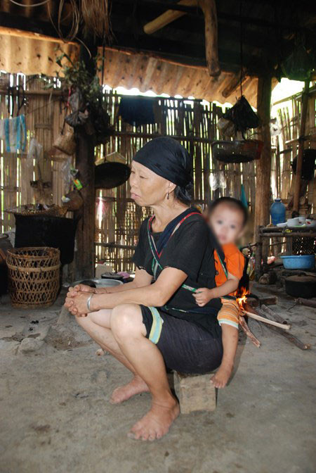 Hình ảnh từ hiện trường vụ sát hại 4 người trong một gia đình ở Yên Bái ảnh 6